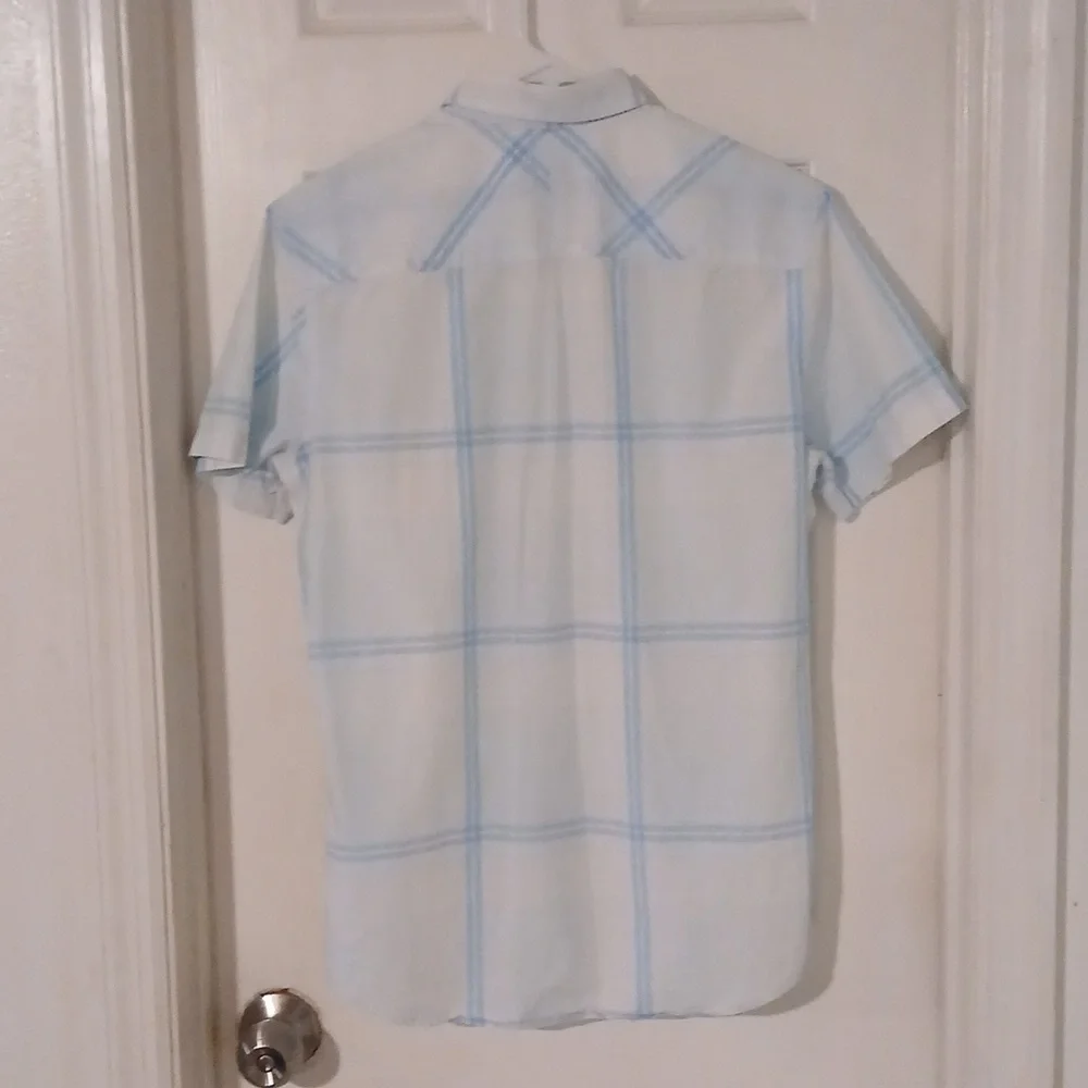 2 Calvin klien button-up